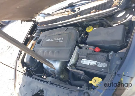 2015 Dodge Dart Sxt z USA, uszkodzony, nr VIN 1C3CDFBB2FD300499